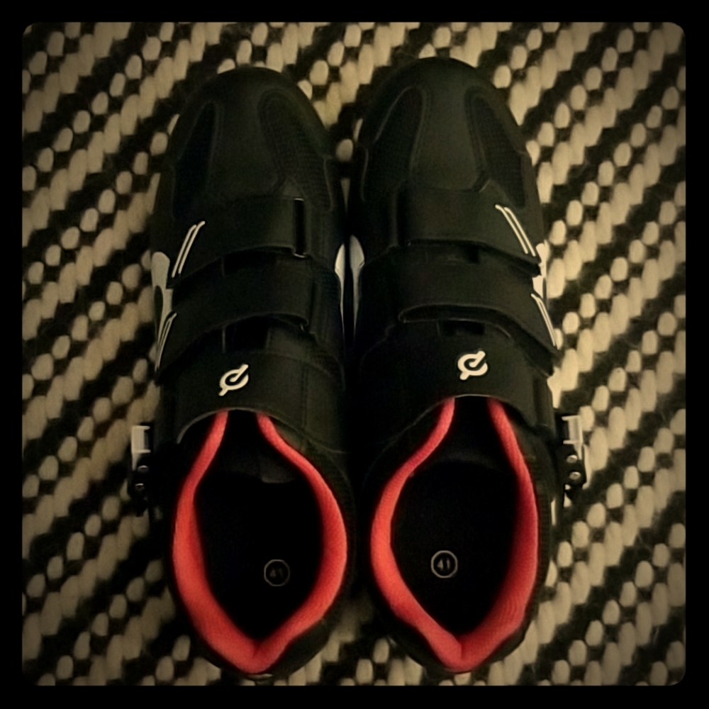 Peloton shoes size 41 - Men 8 US, Women 10 US